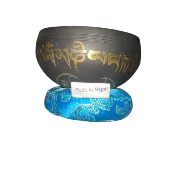 Tibetan Singing bowl | Meditation - Picture 2 of 5